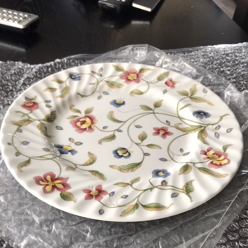 12 fine bone china minton made in England s770 tapestry.